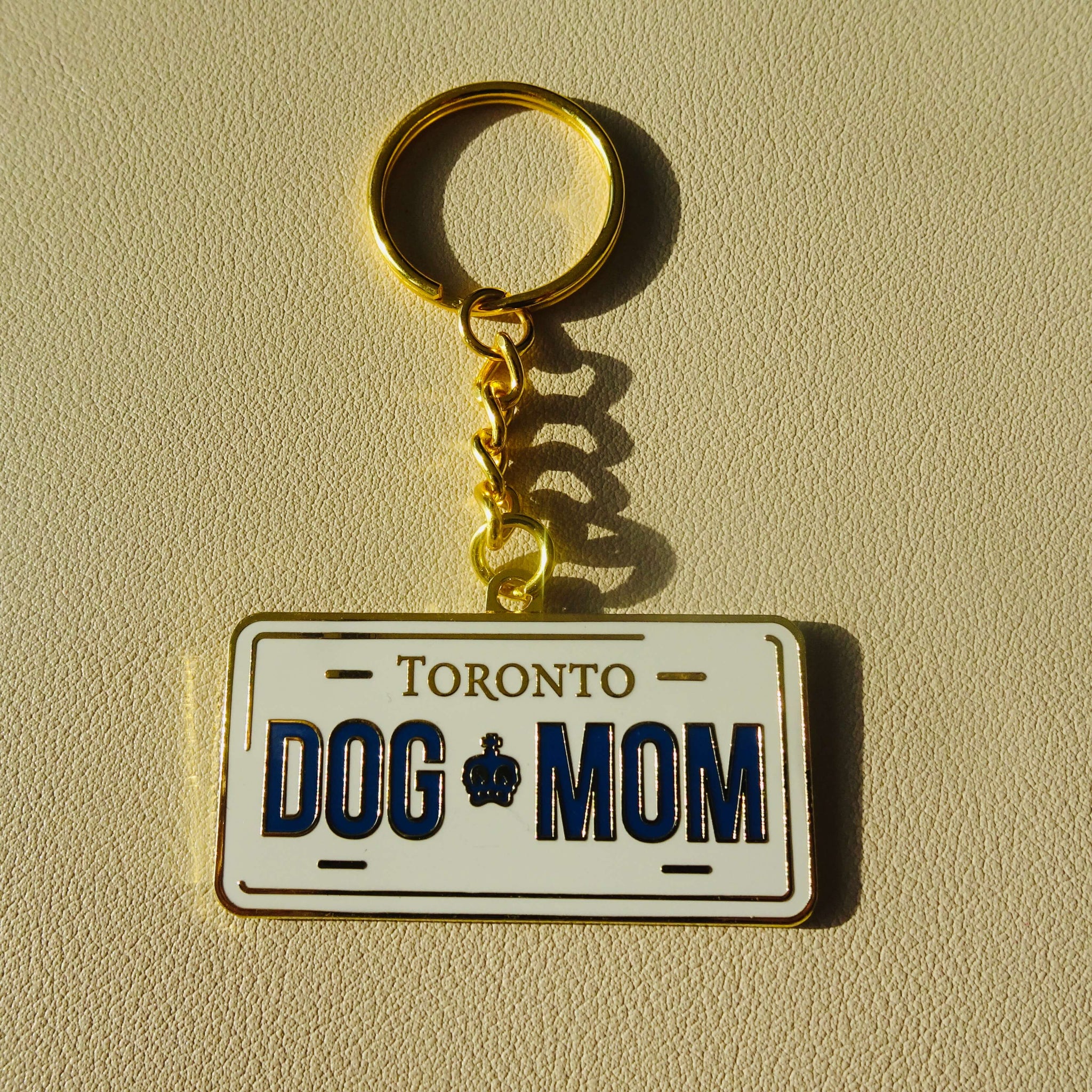 TDM License Plate Dog Mom Key Chain - Gold