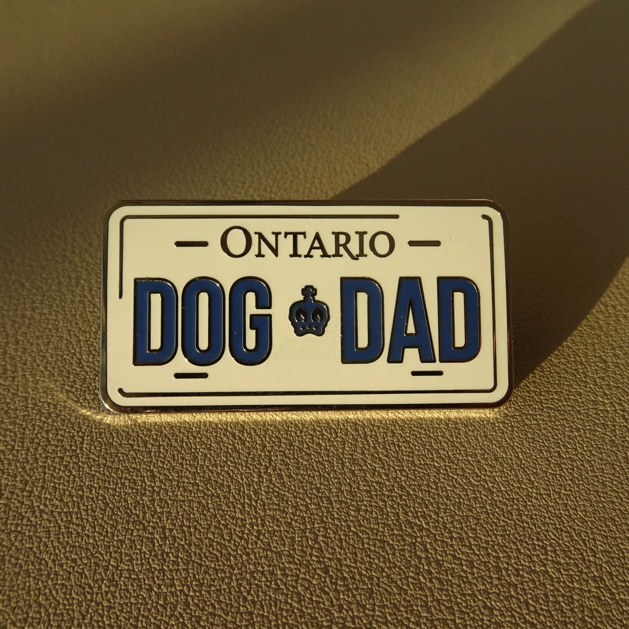 TDM License Plate Dog Dad Pin - Silver