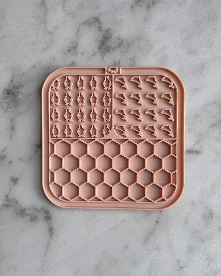 Potato & Co Animal Kingdom Lick Mat
